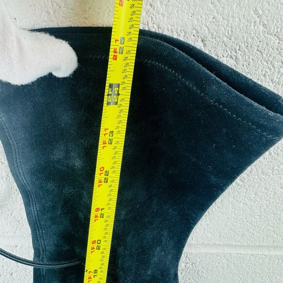 Stuart Weitzman Highland Over The Knee Boots Black Suede Heeled Sz 5.5 - Picture 13 of 13